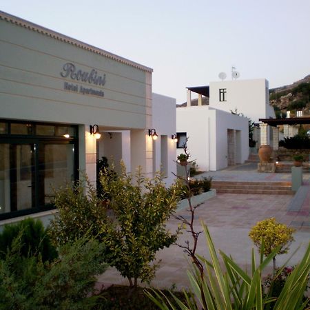 Roubini Apartments ฟาลาซาร์นา ภายนอก รูปภาพ